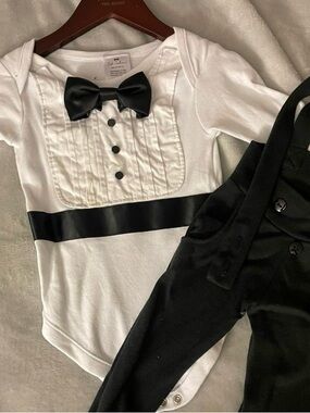 Baby Tuxedo Bodysuit & Suspender Pants Set - White and Black